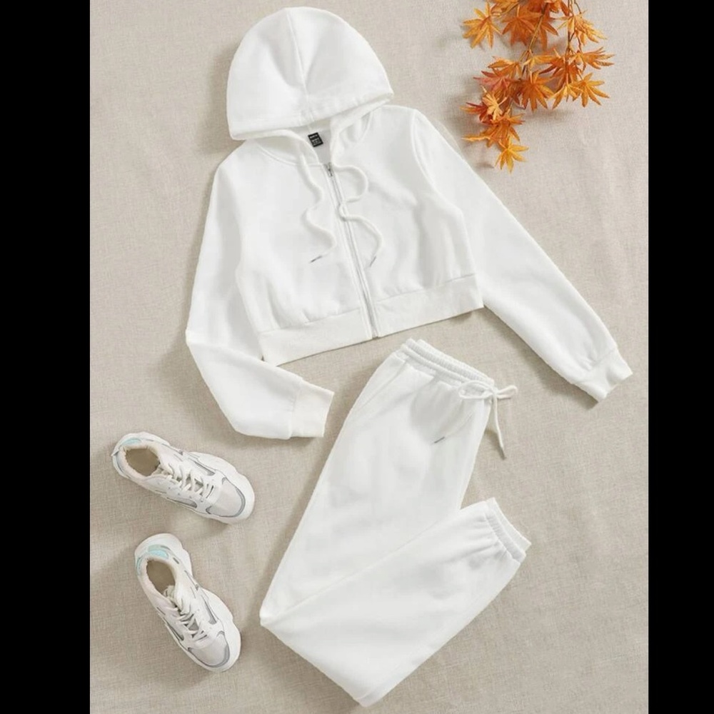 Shein Like New Bridal White Matching Set (hoodie and sweatpants)